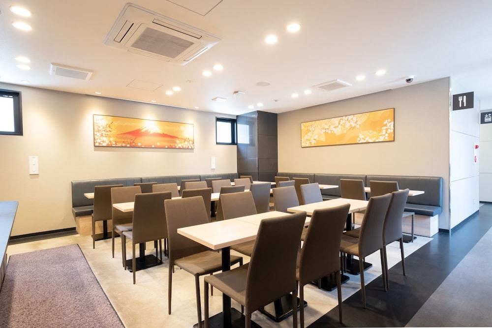 Shinsaibashi-Higashi Crystal Hotel Osaka Exteriör bild